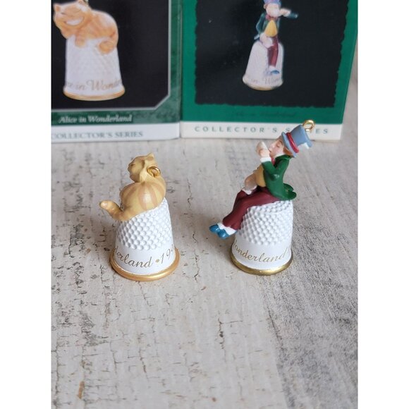 Hallmark Alice wonderland Cheshire Cat Mad Hatter miniature thimble ornament Xma - Picture 4 of 6
